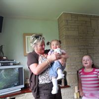 Louise Howard Photo 25