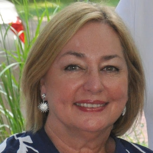 Ruthie Miller Photo 26