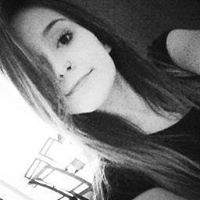 Maggie Crawford Photo 14