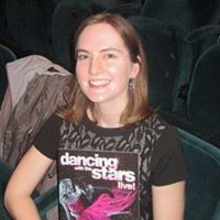 Elizabeth Dickinson Photo 35