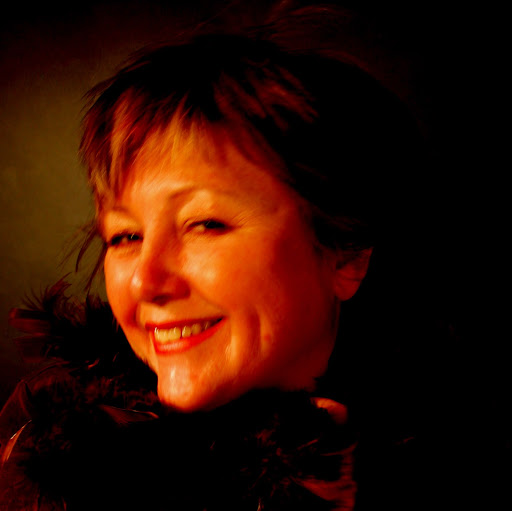Pamela Bell Photo 40