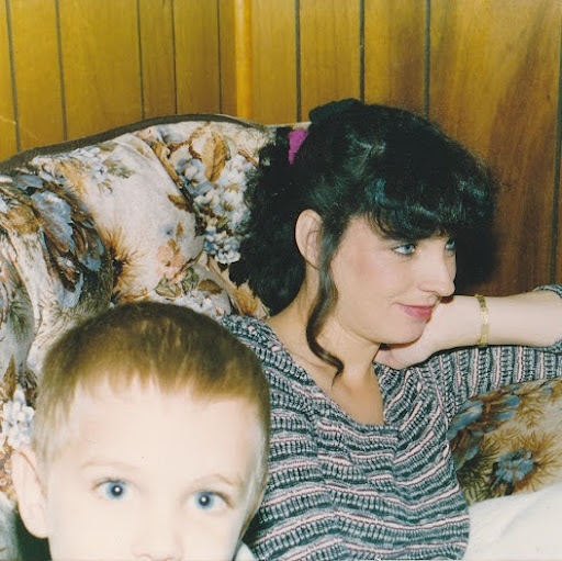 Kelly Scott Photo 42