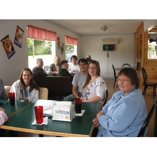 Traci Walsh Photo 19