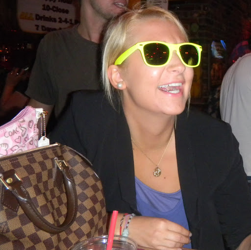Alyssa Goodman Photo 7