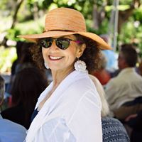 Janet Ferraro Photo 17