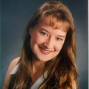 Vicki Larsen Photo 32