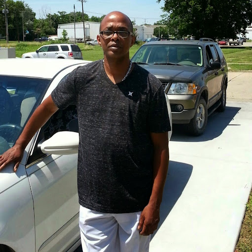 Ronald Pierce Photo 25
