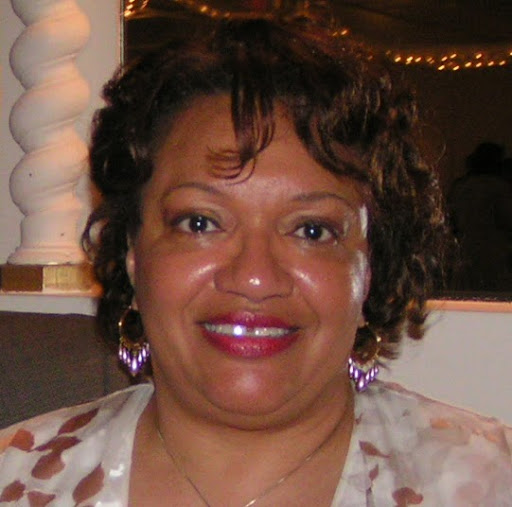 Renee Marshall Photo 35