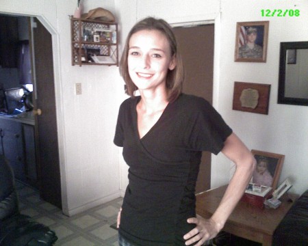Amanda Ewing Photo 10