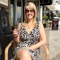 Tracey Robbins Photo 25