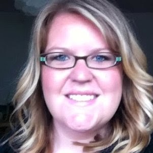Allison Howell Photo 12