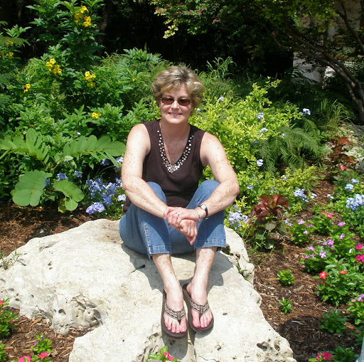 Ann Arnold Photo 37