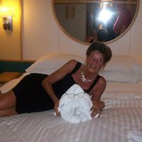 Carolyn Holley Photo 17