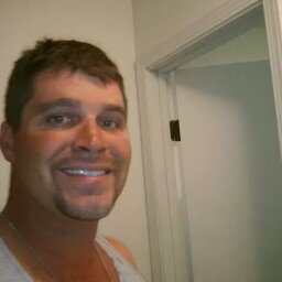 Richard Metcalf Photo 26