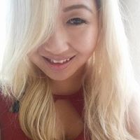 May Yang Photo 36