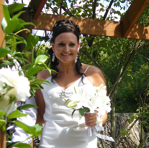 Tracey Shaw Photo 28