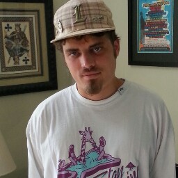 Clayton Oliver Photo 33