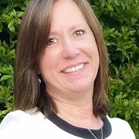 Julie Pryor Photo 16