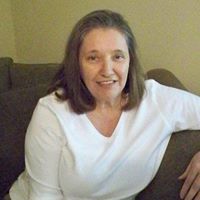 Suzanne Vaughan Photo 37