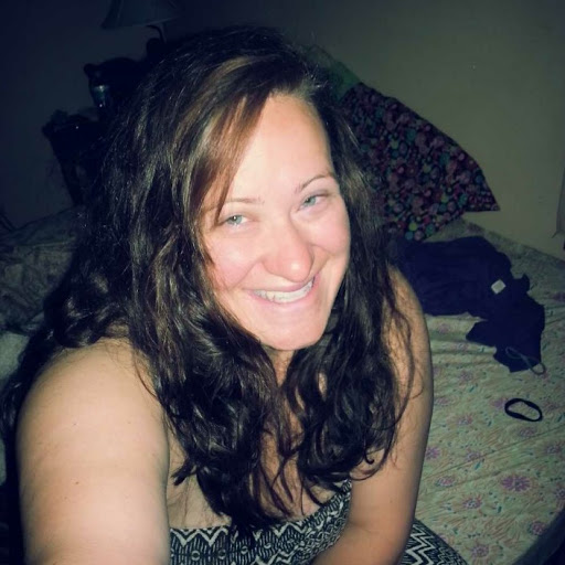 Faith Thompson Photo 14