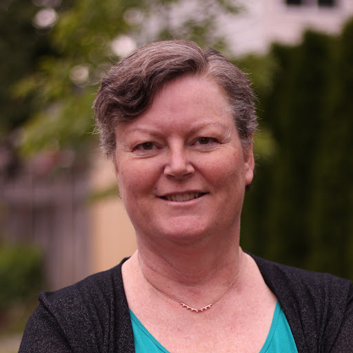 Paula Jensen Photo 14
