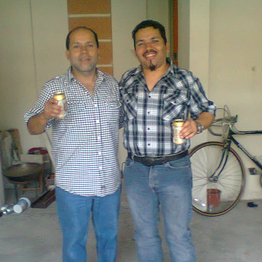 Santos Salas Photo 23