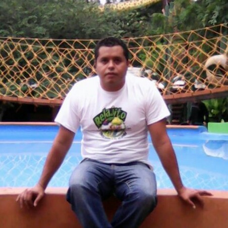 Carlos Claros Photo 14