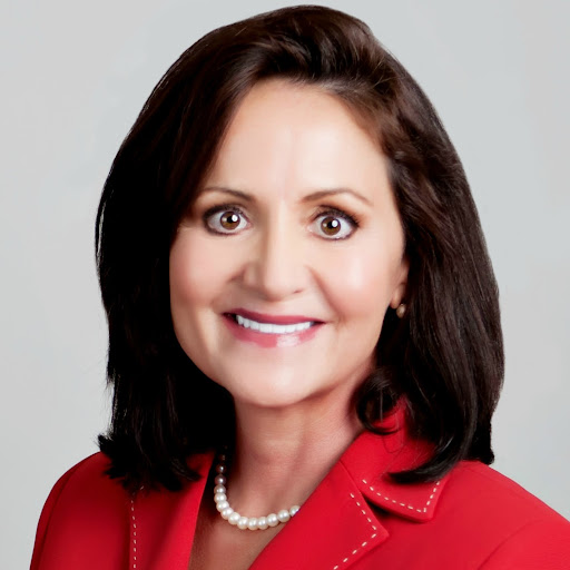 Joan Sanders Photo 32