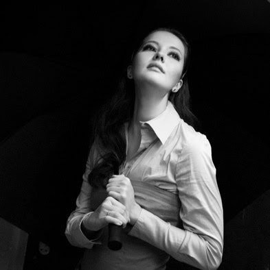 Rosemarie Hathaway Photo 4