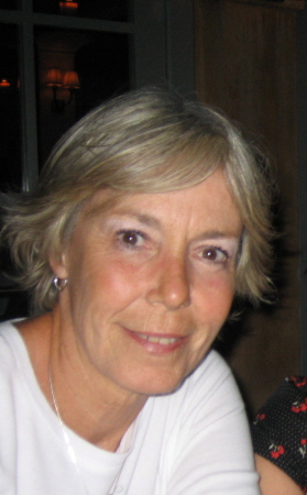 Elizabeth Cates Photo 2