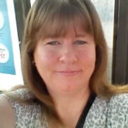 Lesley Palmer Photo 29
