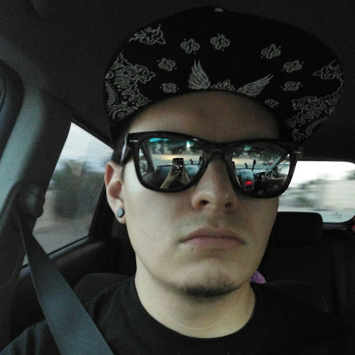Julian Guzman Photo 8