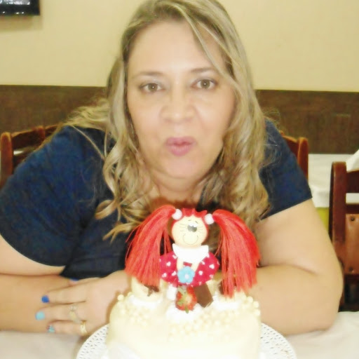 Claudia Serrano Photo 31