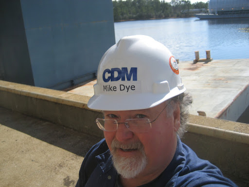 Michael Dye Photo 41