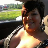 Jennifer Horvath Photo 23