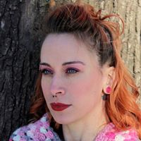 Sara Wolf Photo 40