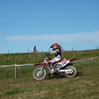 Mitchell Curtis Photo 11