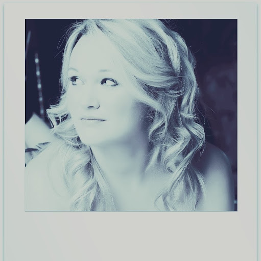 Helen Mann Photo 19