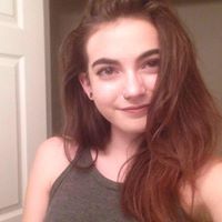 Emily Levesque Photo 18