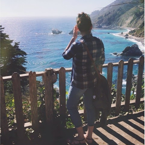 Julia Burrows Photo 23