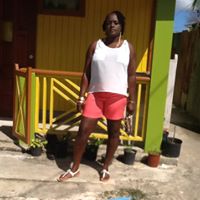 Alicia Hinds Photo 26