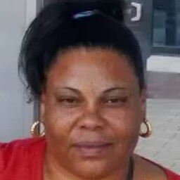 Priscilla Walton Photo 15
