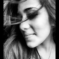 Diana Molina Photo 33