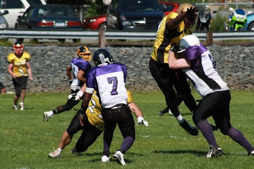 Aaron Mckinley Photo 9
