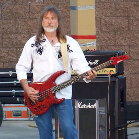 Roger Casey Photo 32