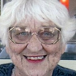 Shirley Wells Photo 28