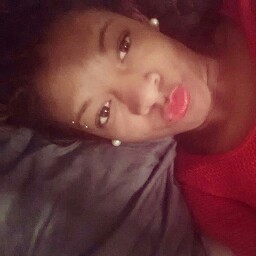 Jelicia Bell Photo 6