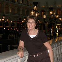 Heather Newton Photo 20