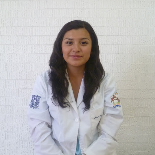 Itzel Morales Photo 19