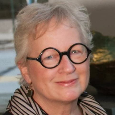 Paula Ross Photo 5